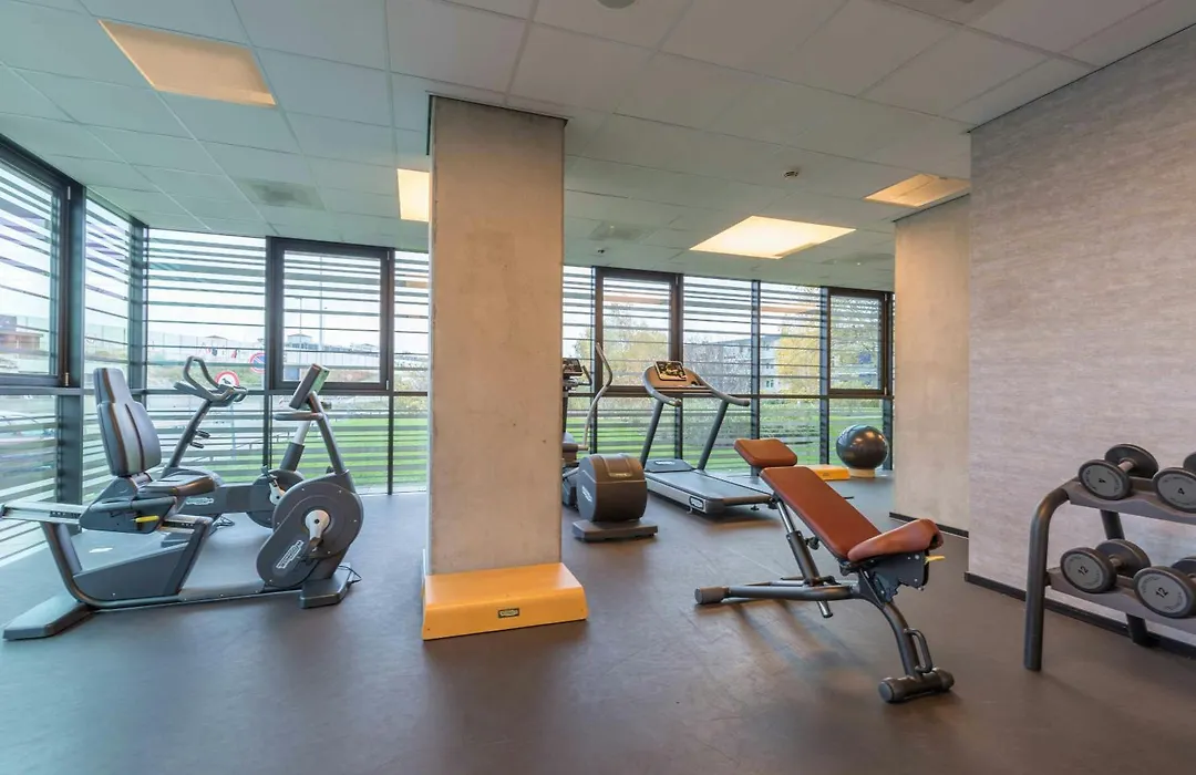 Leonardo Hotel Groningen-1