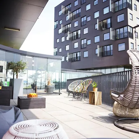 Leonardo Hotel Groningen-3